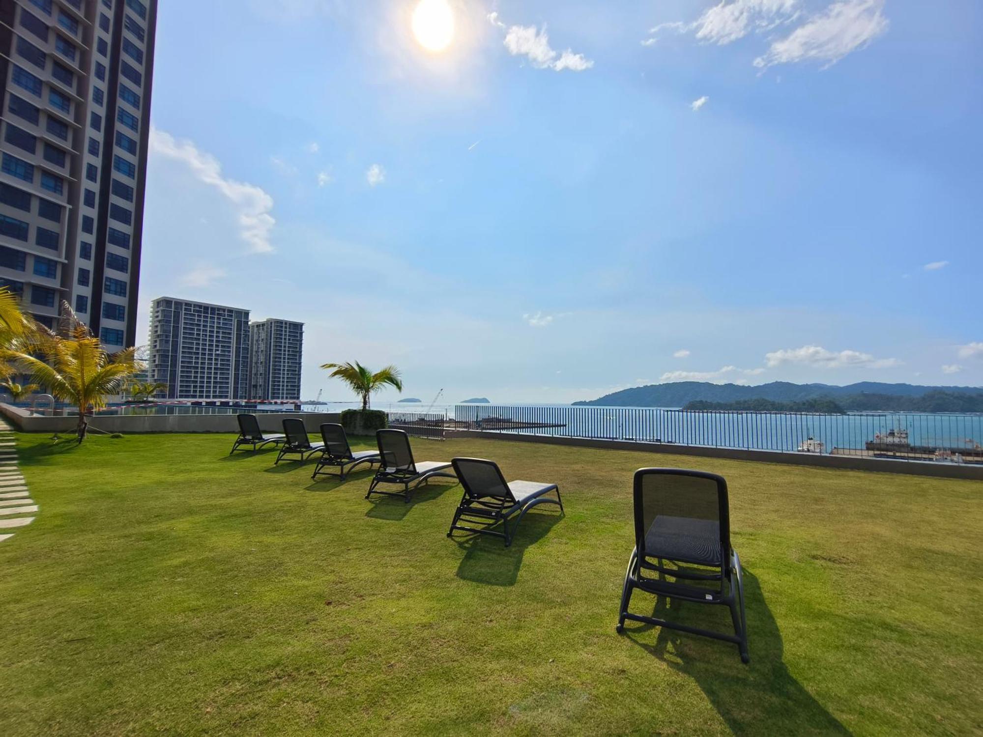 Aj @ Jesselton Quay Kk Apartemen *