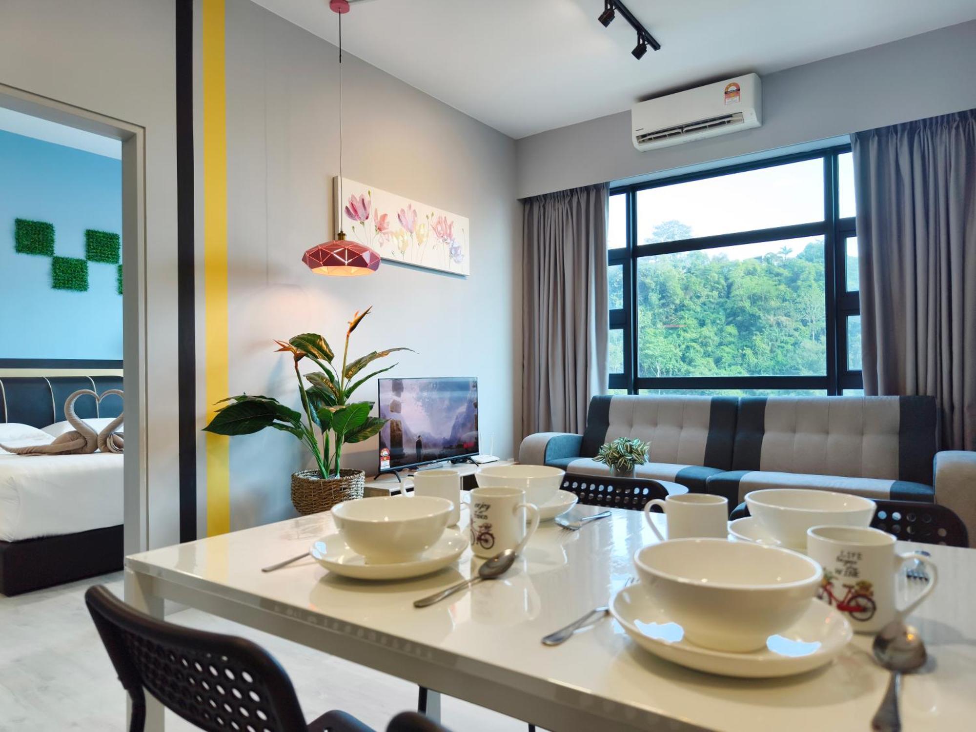 Aj @ Jesselton Quay Kk Apartment *